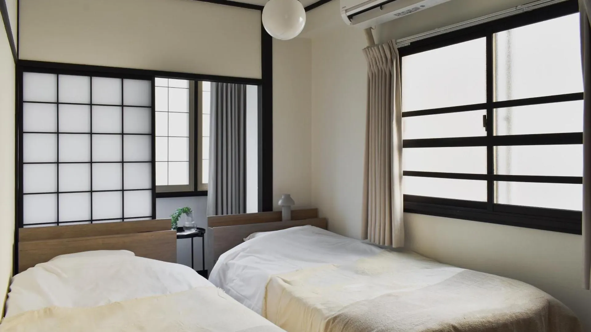 岡田ビル4階 Apartment Tokyo